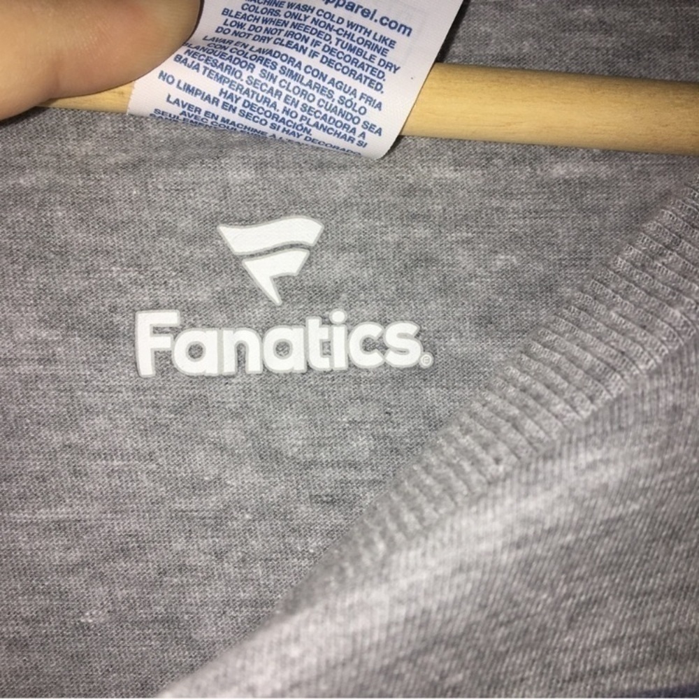 NHL Fanatics St. Louis Blues Grey Tee - Picture 5 of 5
